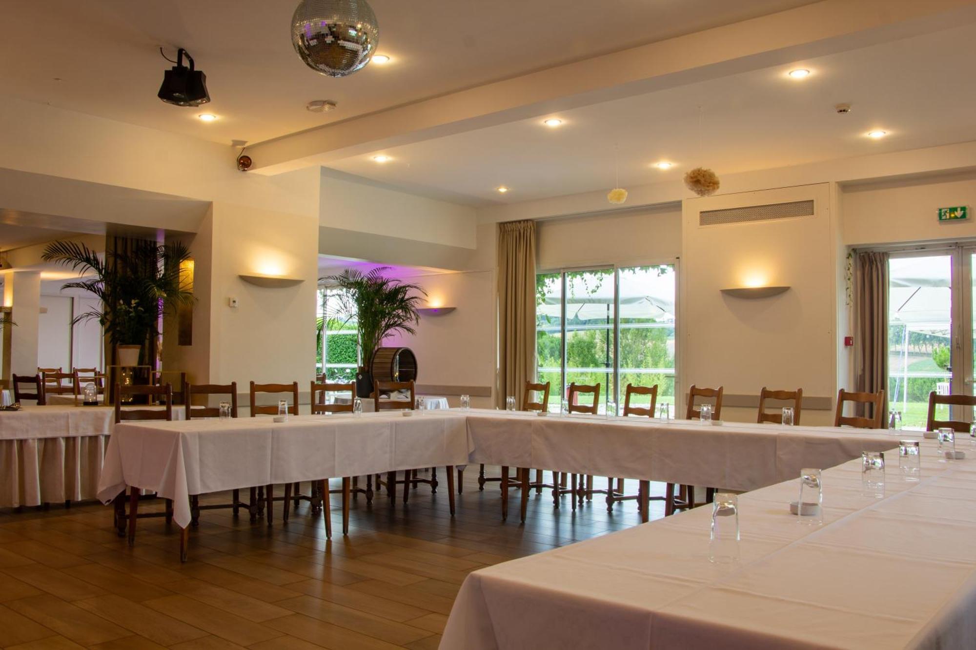 Logis Hotel Et Restaurant La Bombardiere Cuq-Toulza 외부 사진